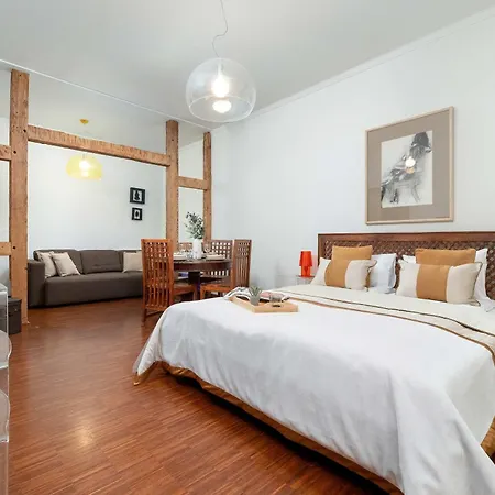 Apartment Tasteful Near The Center In By Renters Poznan