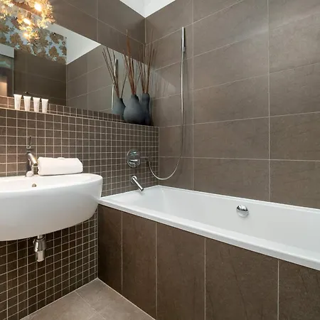 Tasteful Near The Center In By Renters Apartment Poznan