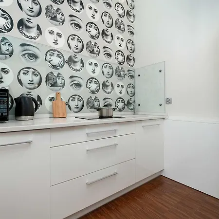 Apartment Tasteful Near The Center In By Renters Poznan