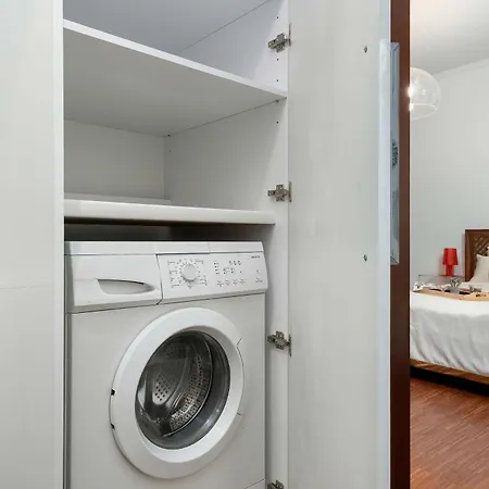 Apartment Tasteful Near The Center In By Renters *