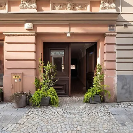 Apartment Tasteful Near The Center In By Renters Poznan