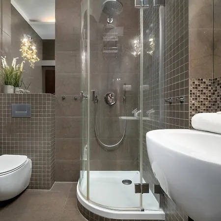Apartment Tasteful Near The Center In By Renters Poznan
